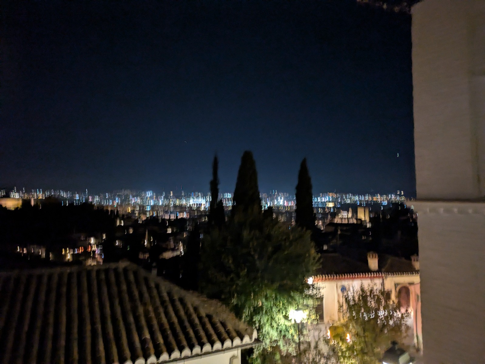 PXL 20241024 183746447