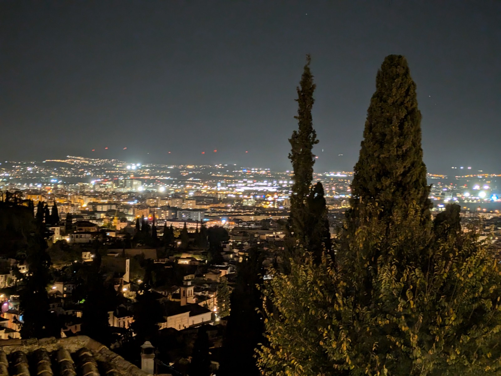 PXL 20241024 183947579.NIGHT