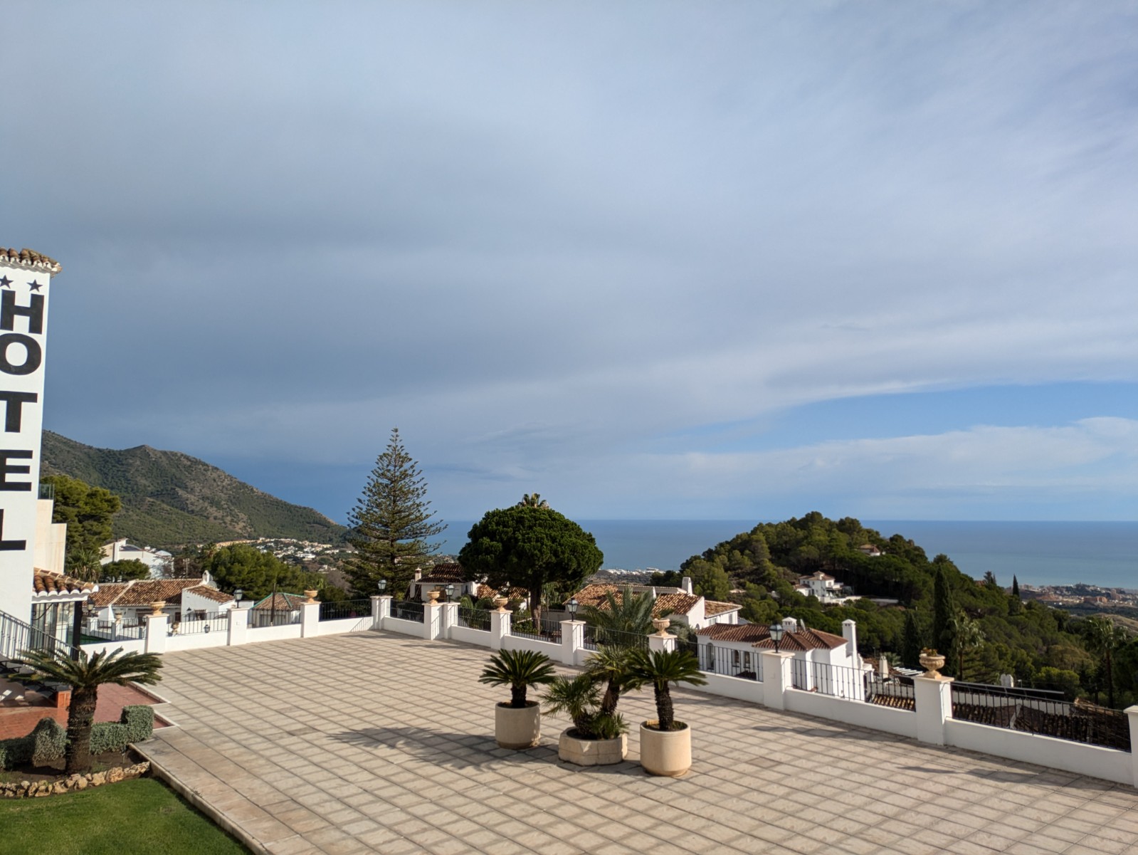 PXL 20241029 145126167