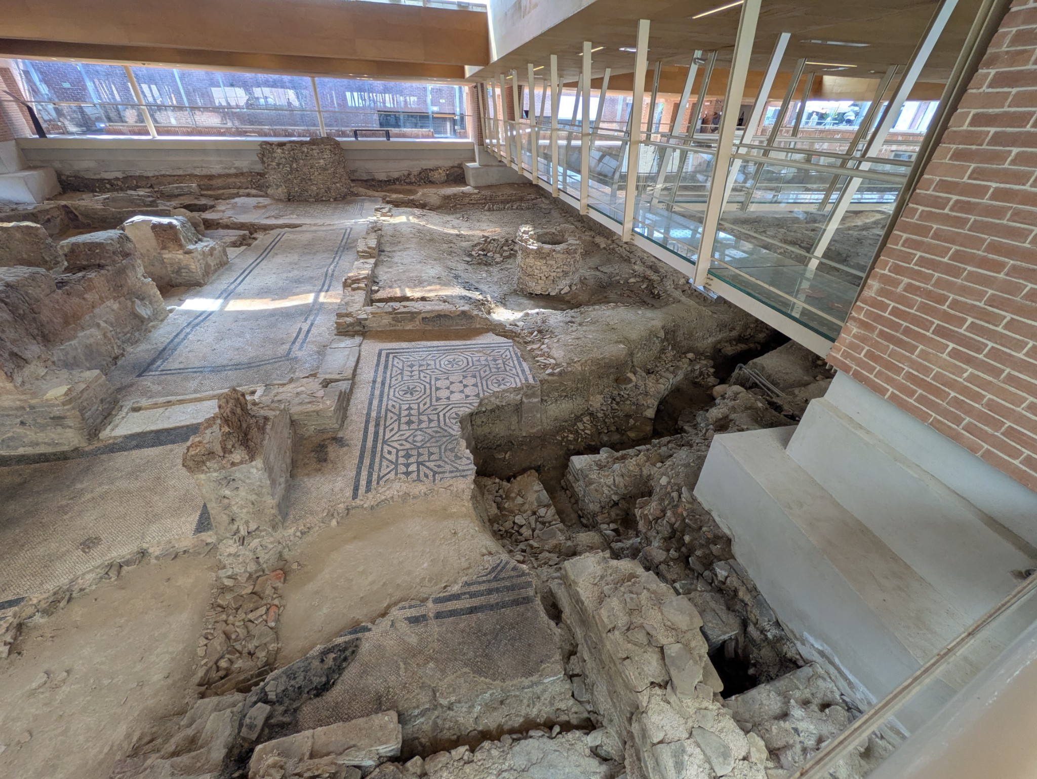 PXL 20250903 090940668