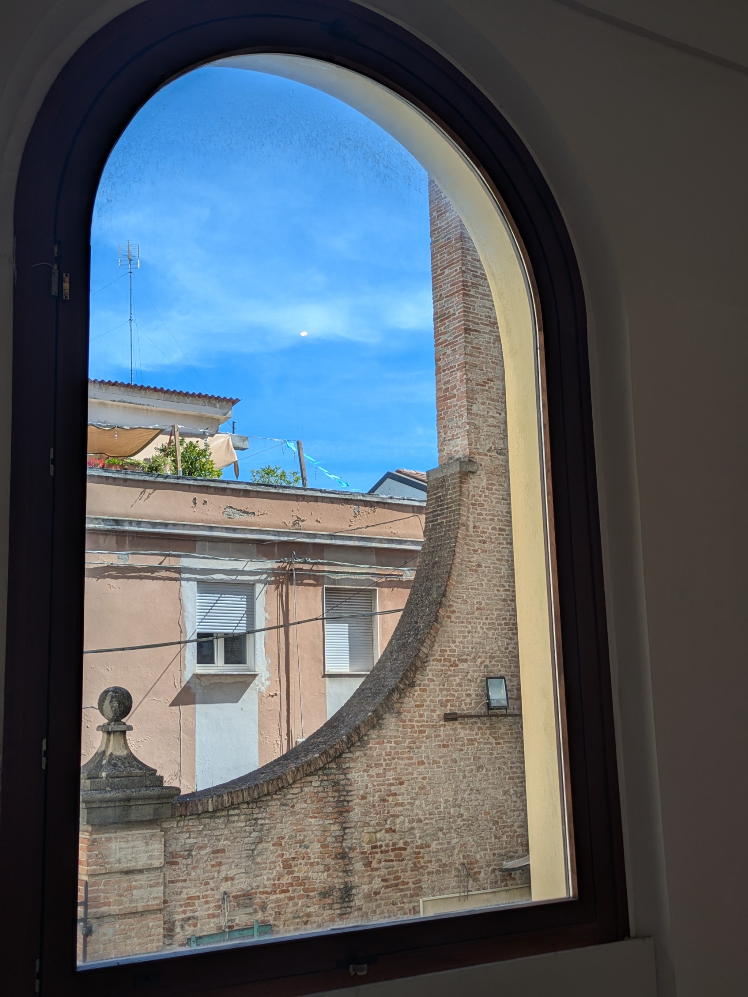 PXL 20250903 094204390