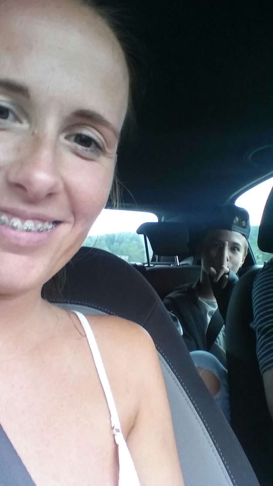 AltAozlydY9 l9xr M5BZQL3xYida5vszVHn7COOU1fzHpY